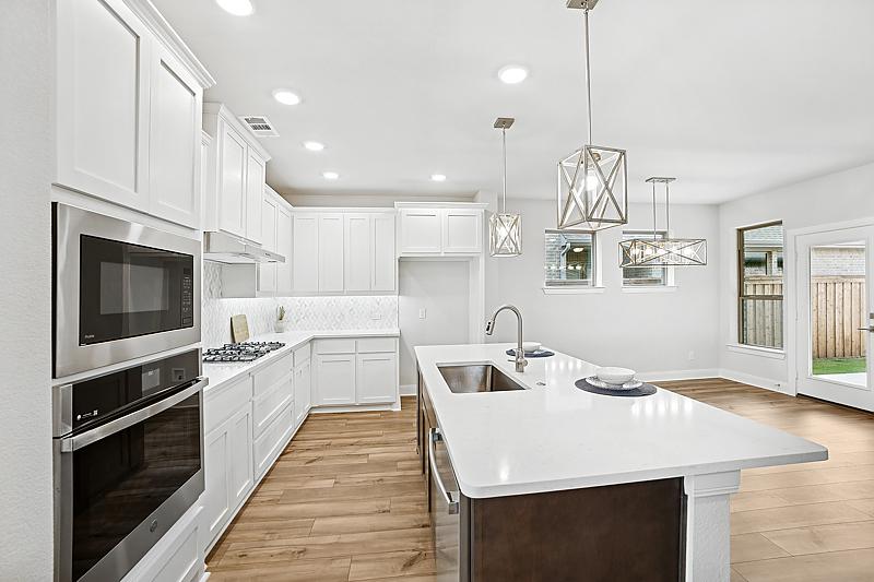 New Home 9821 Dahlia Boulevard at Talia in Mesquite, TX Photo 17