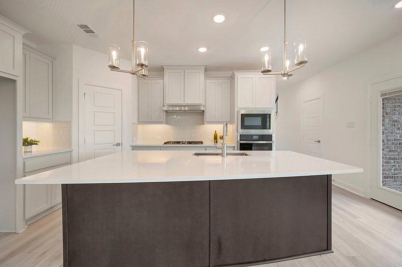 New Home 9809 Flourishing Way at Talia in Mesquite, TX Photo 19