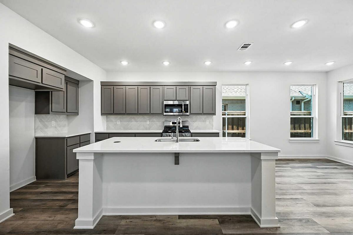 New Home 9508 Dahlia Boulevard at Talia in Mesquite, TX Photo 5
