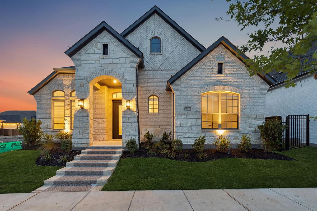 New Home 9716 Talia Boulevard at Talia in Mesquite, TX Photo 2
