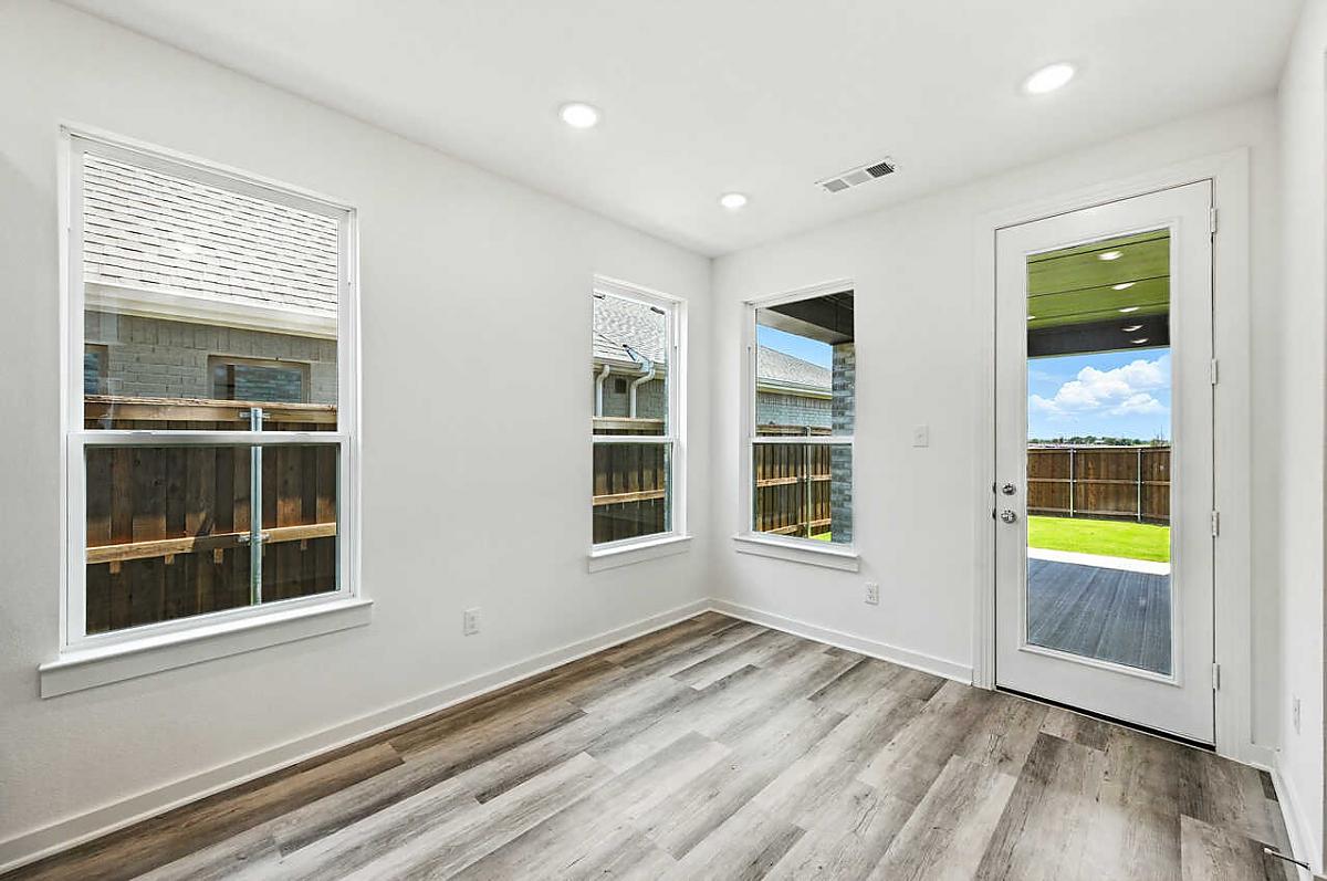 New Home 9508 Dahlia Boulevard at Talia in Mesquite, TX Photo 24
