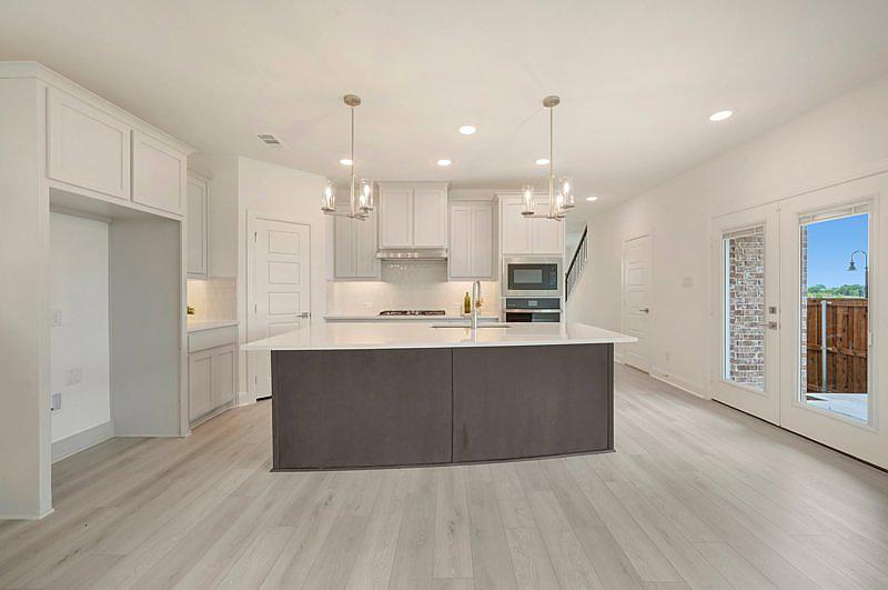 New Home 9809 Flourishing Way at Talia in Mesquite, TX Photo 21