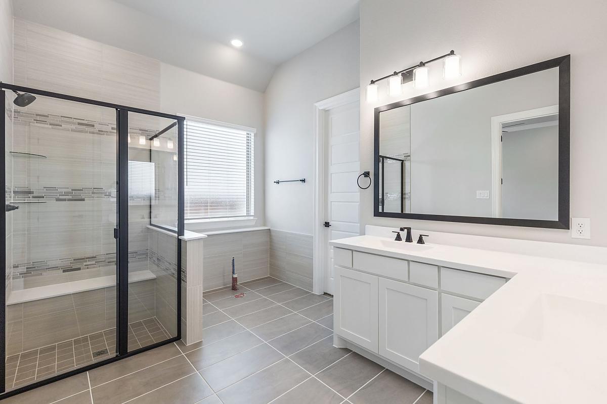 New Home 9801 Dahlia Boulevard at Talia in Mesquite, TX Photo 6