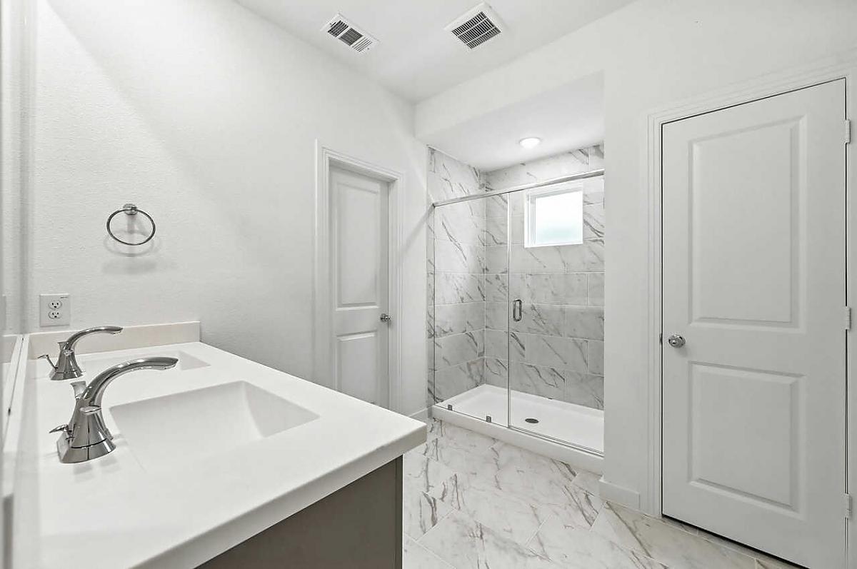 New Home 9508 Dahlia Boulevard at Talia in Mesquite, TX Photo 19