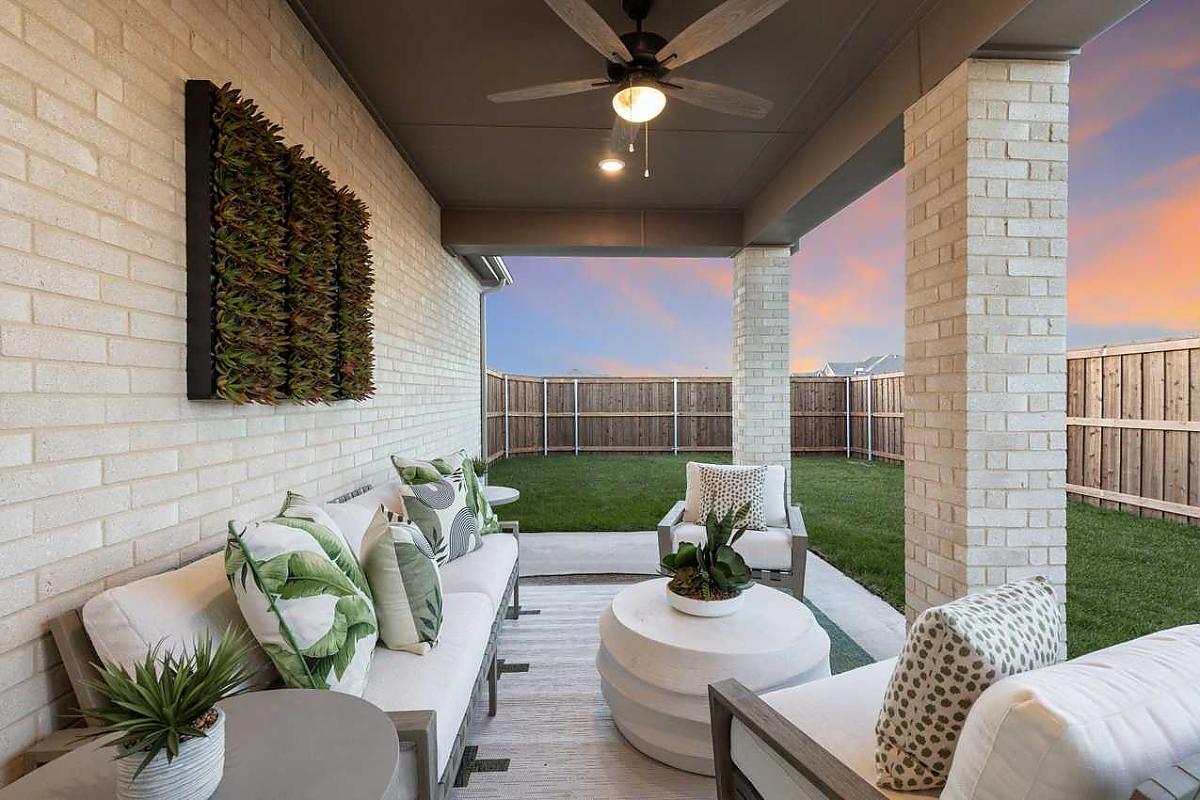 New Home 9508 Dahlia Boulevard at Talia in Mesquite, TX Photo 54