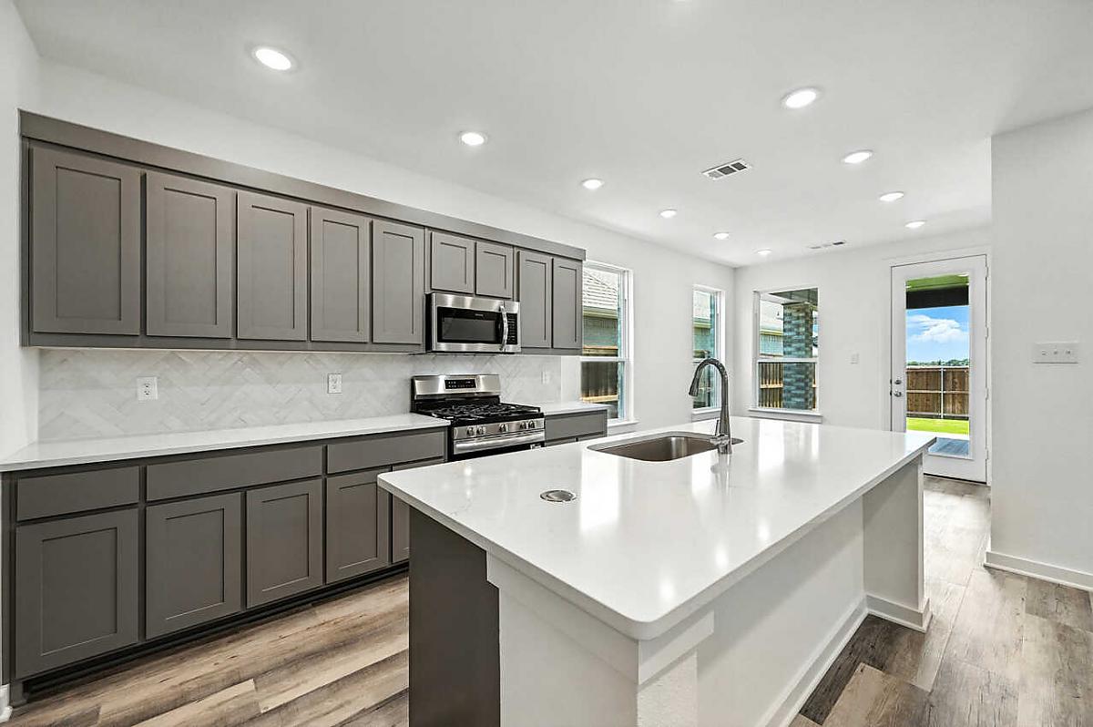 New Home 9508 Dahlia Boulevard at Talia in Mesquite, TX Photo 9