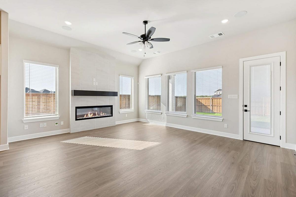 Windcrest Floor Plan at Talia Master-Planned Community Photo 3