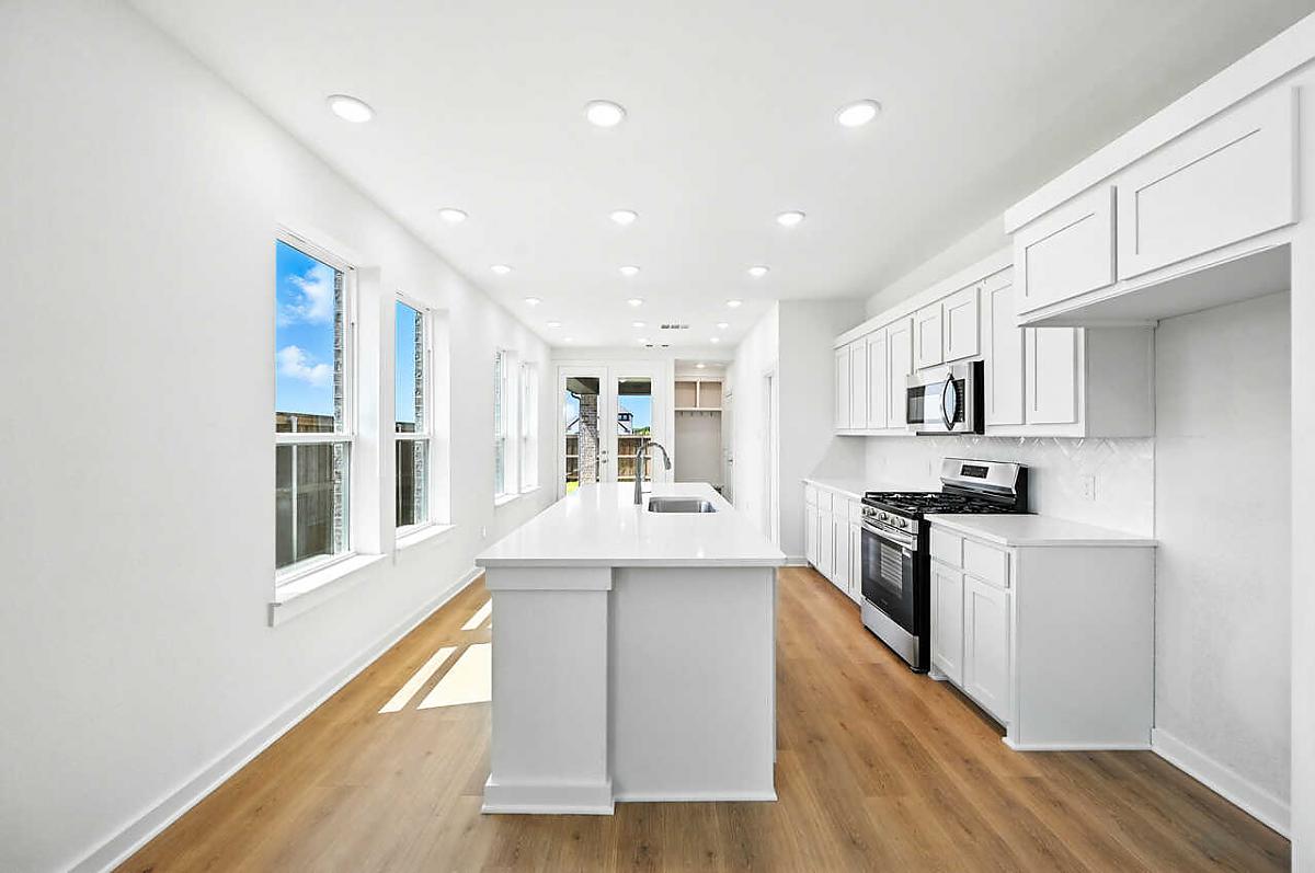 New Home 9312 Persimmon Lane at Talia in Mesquite, TX Photo 5