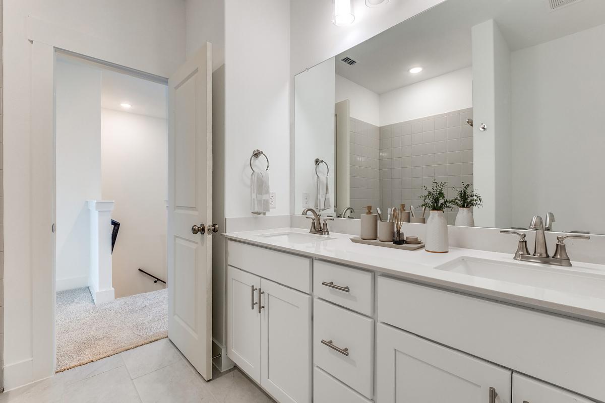 Julia - Modern Floor Plan at Talia Master-Planned Community Photo 16