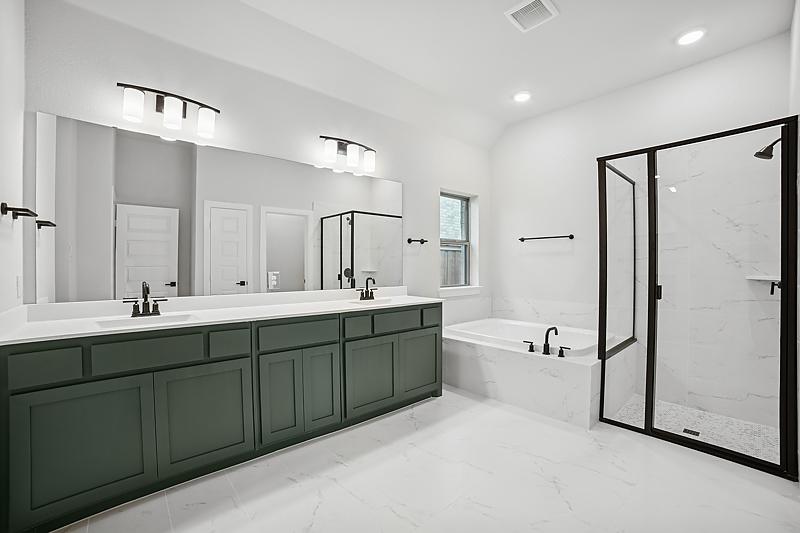 New Home 9512 Dahlia Boulevard at Talia in Mesquite, TX Photo 12