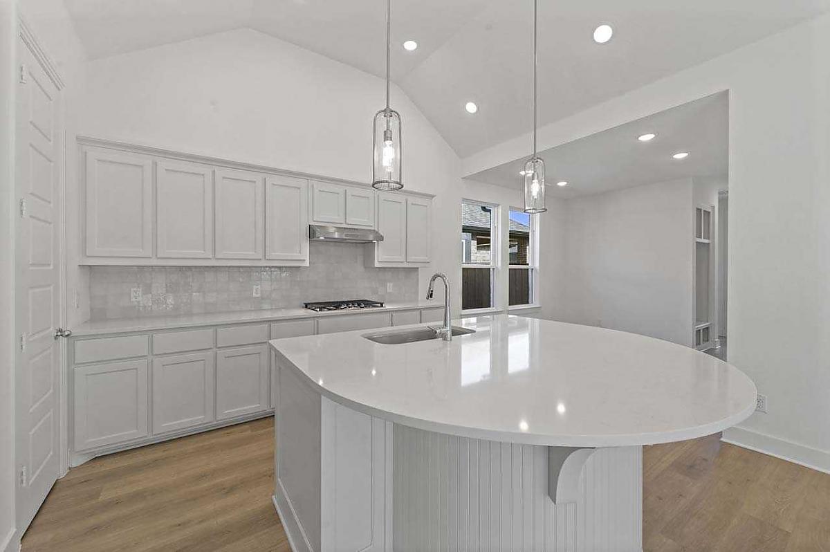 New Home 9312 Laurel Wreath Drive at Talia in Mesquite, TX Photo 13