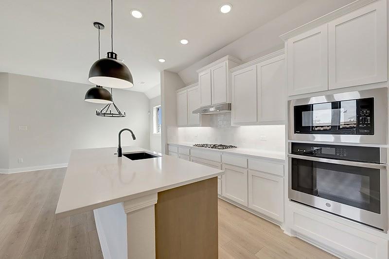 New Home 9332 Laurel Wreath at Talia in Mesquite, TX Photo 14