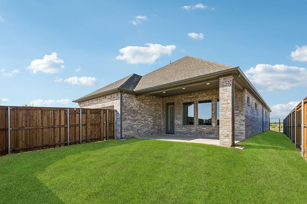 New Home 9221 Persimmon Lane at Talia in Mesquite, TX Photo 29