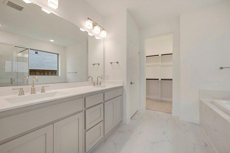New Home 9809 Flourishing Way at Talia in Mesquite, TX Photo 16