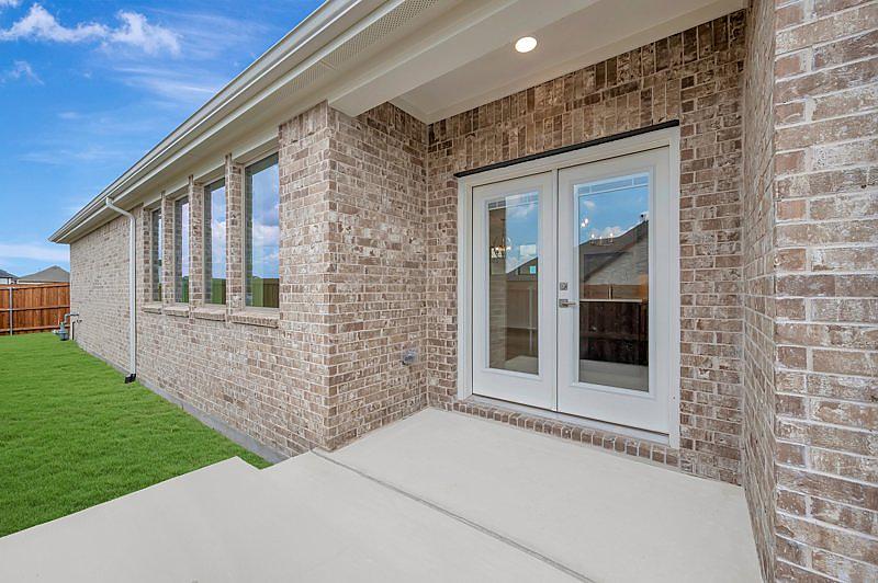 New Home 9809 Flourishing Way at Talia in Mesquite, TX Photo 4